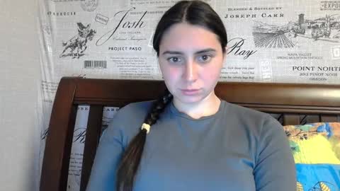 Snapshot of cute_strawberry_ chatting on January 6, 11:31 pm cute_strawberry_ online show from January 6, 11:31 pm