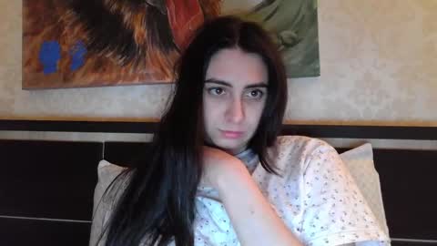Snapshot of cute_strawberry_ chatting on February 25, 8:19 pm cute_strawberry_ online show from February 25, 8:19 pm
