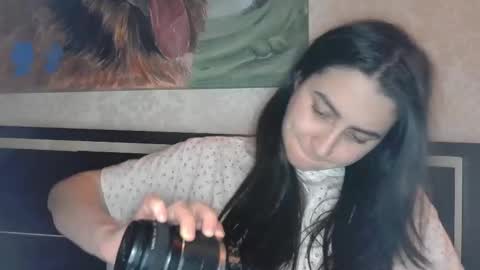 Snapshot of cute_strawberry_ chatting on February 27, 4:10 pm cute_strawberry_ online show from February 27, 4:10 pm