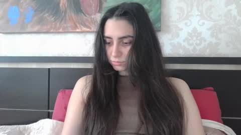 Snapshot of cute_strawberry_ chatting on March 10, 8:59 am cute_strawberry_ online show from March 10, 8:59 am