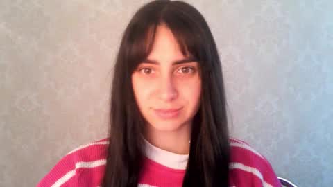 Snapshot of cute_strawberry_ chatting on October 13, 6:46 am cute_strawberry_ online show from October 13, 6:46 am