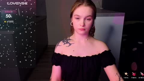 Sue online show from December 3, 4:06 pm