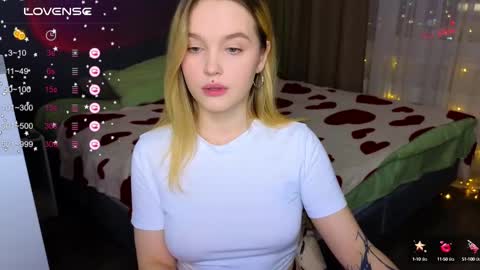 Sue online show from February 21, 4:16 pm