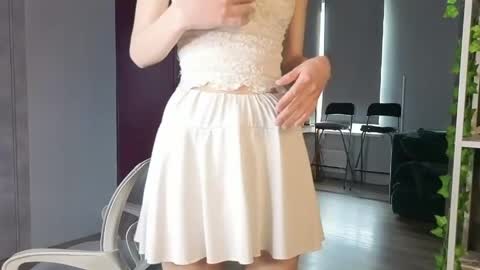 Snapshot of cute_sun_lovers chatting on June 2, 11:56 am Aria online show from June 2, 11:56 am