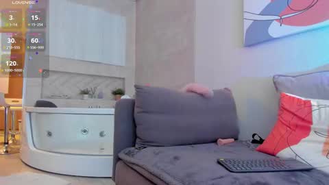 katalinda montt online show from November 23, 3:12 pm