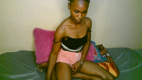 cute_tasha online show from June 7, 4:33 pm