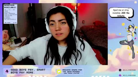 Snapshot of cuteambervi chatting on October 7, 9:01 pm Princess Amber online show from October 7, 9:01 pm