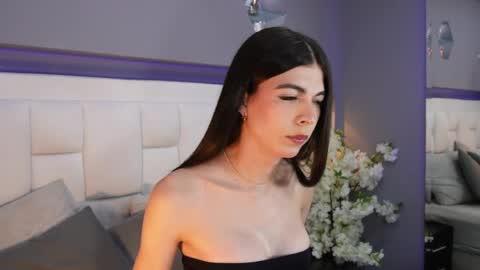 Snapshot of cutearii chatting on May 18, 8:14 pm CuteArii online show from May 18, 8:14 pm