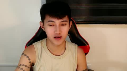 Snapshot of cuteasiancock98 chatting on June 28, 2:50 am Steph online show from June 28, 2:50 am