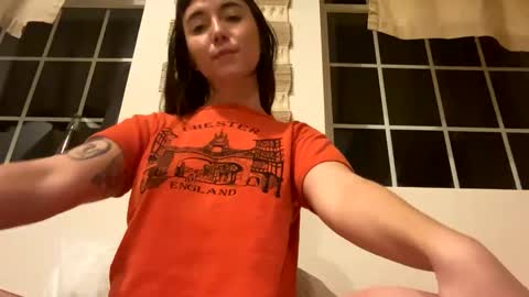 Snapshot of cuteballoons chatting on February 12, 1:19 am CuteBalloons online show from February 12, 1:19 am