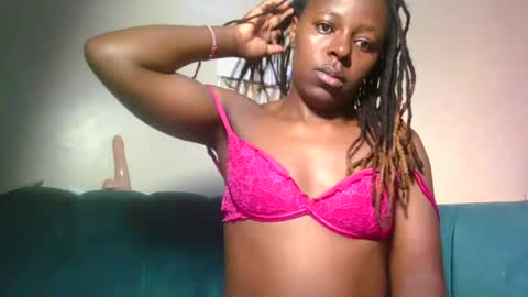 Cuteberry87 online show from April 26, 7:39 am