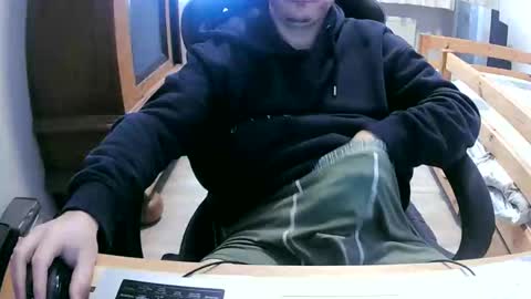 Cuteboy090 online show from April 14, 10:54 am