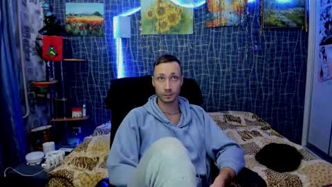 cuteboy228 online show from January 15, 3:05 pm