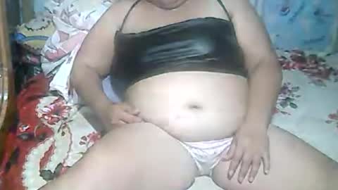 Snapshot of cutechubbyasian chatting on July 29, 2:04 pm cutechubbyasian online show from July 29, 2:04 pm