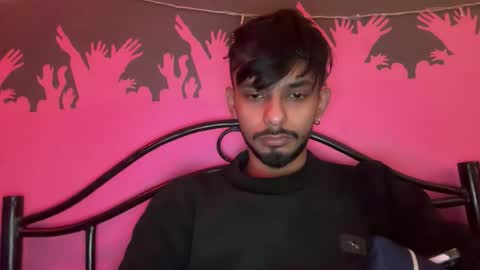 Snapshot of cutedickboii chatting on January 9, 10:18 am cutedickboii online show from January 9, 10:18 am