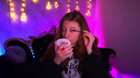 Snapshot of cuteefoxy chatting on January 17, 3:06 pm Foxy online show from January 17, 3:06 pm