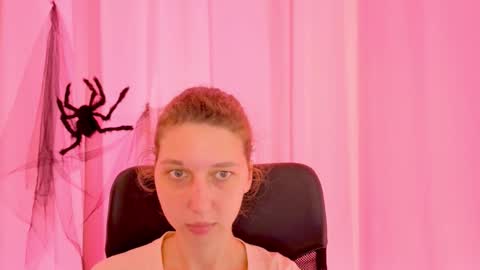 Elli online show from November 17, 11:05 am