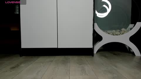 Snapshot of cuteemouse chatting on February 15, 4:45 pm Anna online show from February 15, 4:45 pm