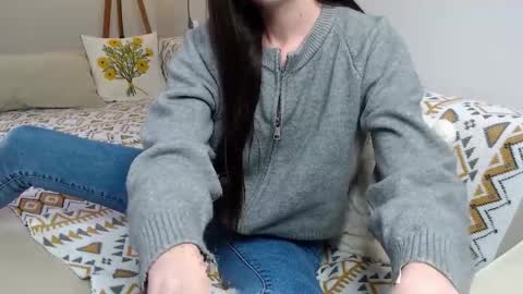 Snapshot of cuteemouse chatting on May 31, 9:49 am Anna online show from May 31, 9:49 am
