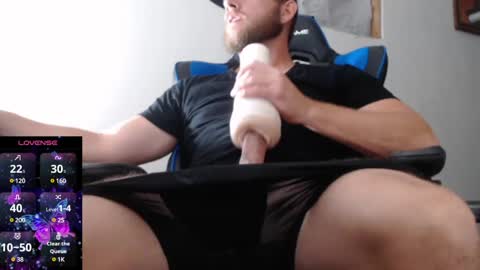 Snapshot of cutefloridaguy25 chatting on December 7, 1:47 am onlyfansSexualAriesFL online show from December 7, 1:47 am