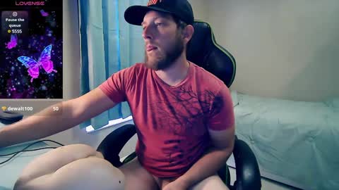 Snapshot of cutefloridaguy25 chatting on January 8, 9:23 pm onlyfansSexualAriesFL online show from January 8, 9:23 pm