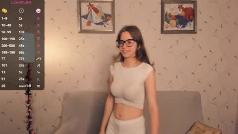 Snapshot of cutefluffy chatting on November 8, 7:45 pm Melisa online show from November 8, 7:45 pm