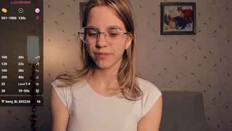 Snapshot of cutefluffy chatting on November 22, 8:30 pm Melisa online show from November 22, 8:30 pm