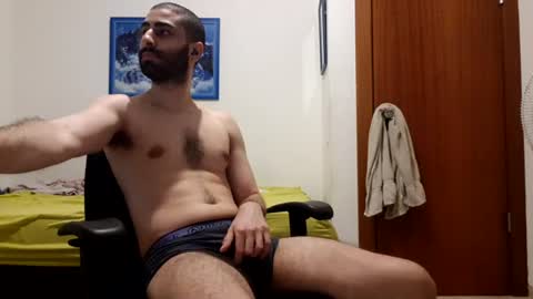 Snapshot of cuteguy52 chatting on June 13, 9:57 pm cuteguy52 online show from June 13, 9:57 pm