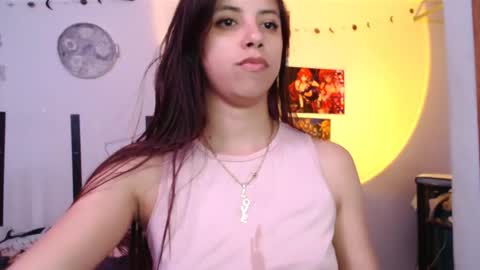 Snapshot of cutehaome chatting on May 22, 12:18 am haome online show from May 22, 12:18 am