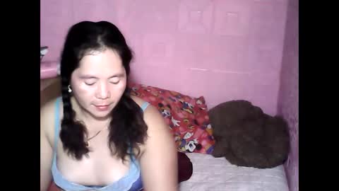 Snapshot of cutehornymom chatting on September 29, 5:51 pm cutehornymom online show from September 29, 5:51 pm