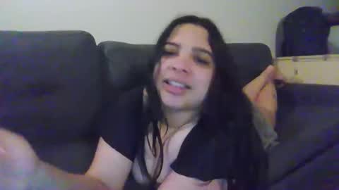 cutehurricane online show from April 23, 2:35 am