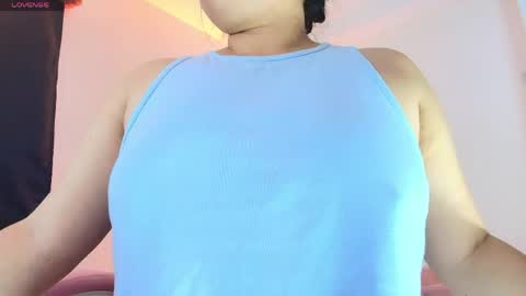 Snapshot of cutejess45 chatting on May 22, 6:02 pm tell me jess online show from May 22, 6:02 pm