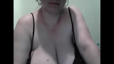 Jessy online show from October 22, 2:39 pm