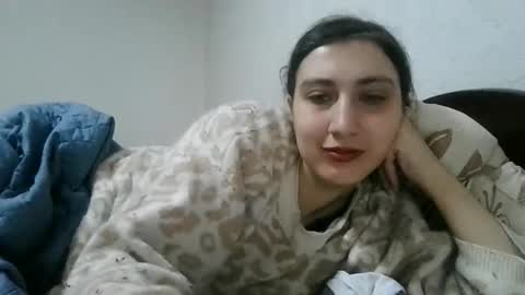 cutekattie online show from March 28, 4:12 am