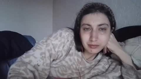 cutekattie online show from April 12, 4:39 am