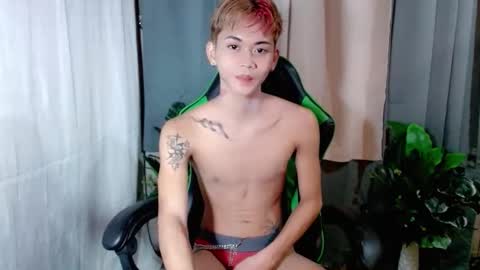 Snapshot of cuteleemoreno chatting on February 2, 9:41 am cuteleemoreno online show from February 2, 9:41 am