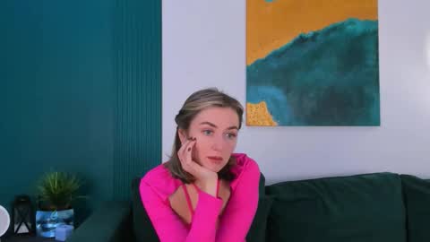 cutemirage online show from December 2, 2:34 pm