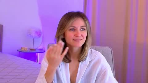 cutemirage online show from March 15, 2:45 pm