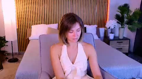cutemirage online show from June 11, 2:48 pm