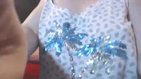 Snapshot of cutemoan chatting on June 2, 10:01 pm Rita online show from June 2, 10:01 pm