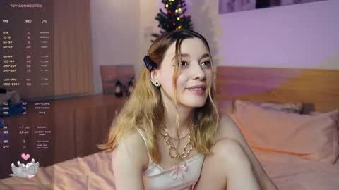 Snapshot of cutenass chatting on February 4, 9:09 pm Mary online show from February 4, 9:09 pm