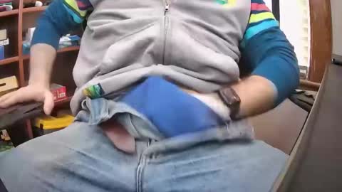 Snapshot of cutenerd15 chatting on January 21, 3:54 pm cutenerd15 online show from January 21, 3:54 pm