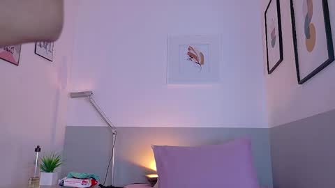 Snapshot of cutepetitee chatting on May 28, 8:17 pm cutepetitee online show from May 28, 8:17 pm
