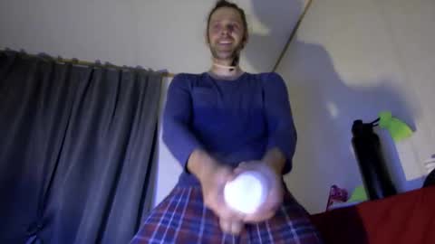 cuteteddybare online show from June 9, 7:09 am