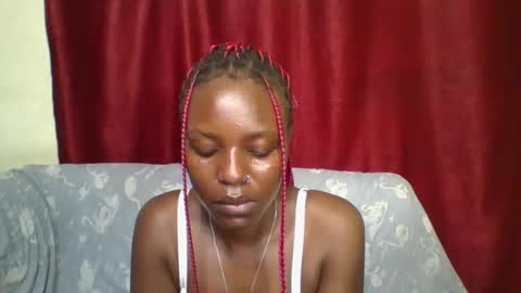 cutey_lunar online show from February 20, 5:12 am