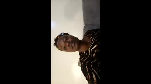 cutey_lunar online show from October 4, 2:26 pm