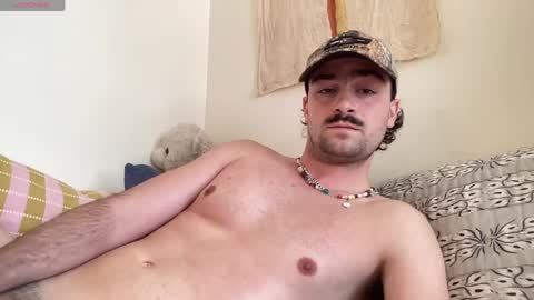 Snapshot of cutie_boy97 chatting on May 8, 4:23 pm biddy online show from May 8, 4:23 pm