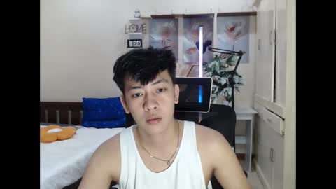 Neil Taylor online show from December 1, 6:02 pm