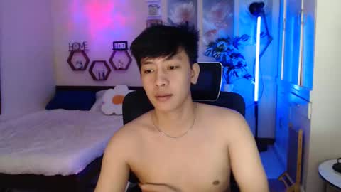 Neil Taylor online show from January 16, 7:18 pm