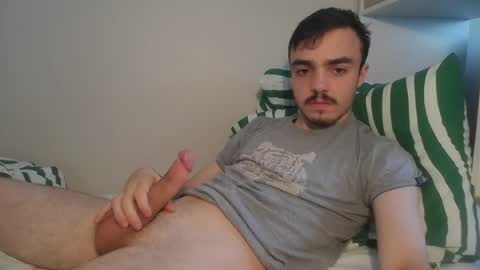 Snapshot of cutie_garlix chatting on July 16, 2:45 pm cutie garlix online show from July 16, 2:45 pm